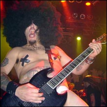 Click image to view show info: Robb Flynn as Rufus in Anaheim, CA 2004